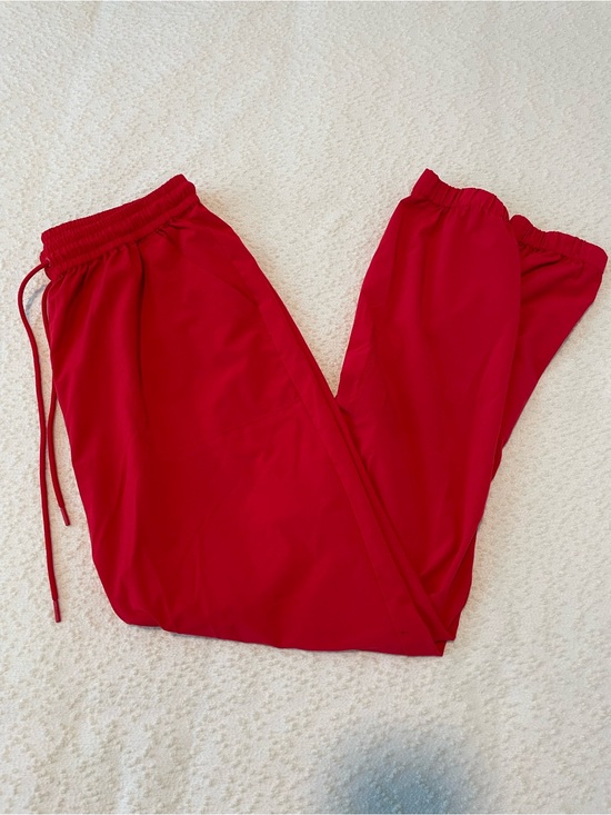 TNA Pants - Aritzia TNA Lightweight Red Jogger Pants